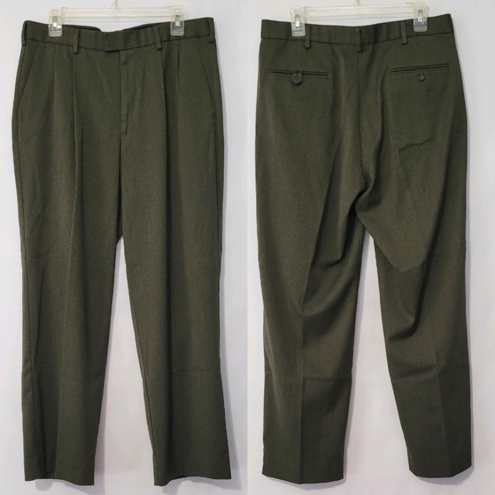 Dockers Men's Relaxed Fit Dress Pants 34/32